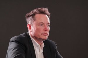 Руска партия иска да предостави политическо убежище на Илон Мъск